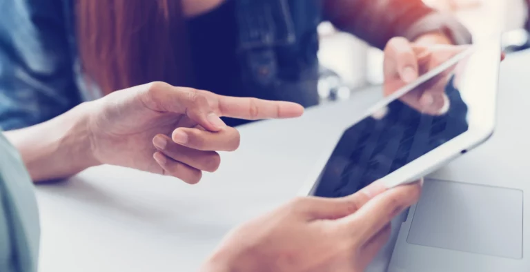Esperti We4 collaborano per realizzare siti web ed e-commerce